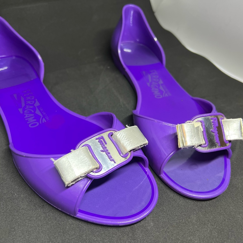 Ferragamo slip on Sandle